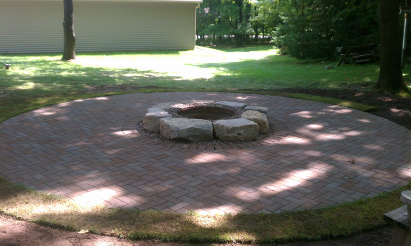 Backyard Circular Stone Firepit